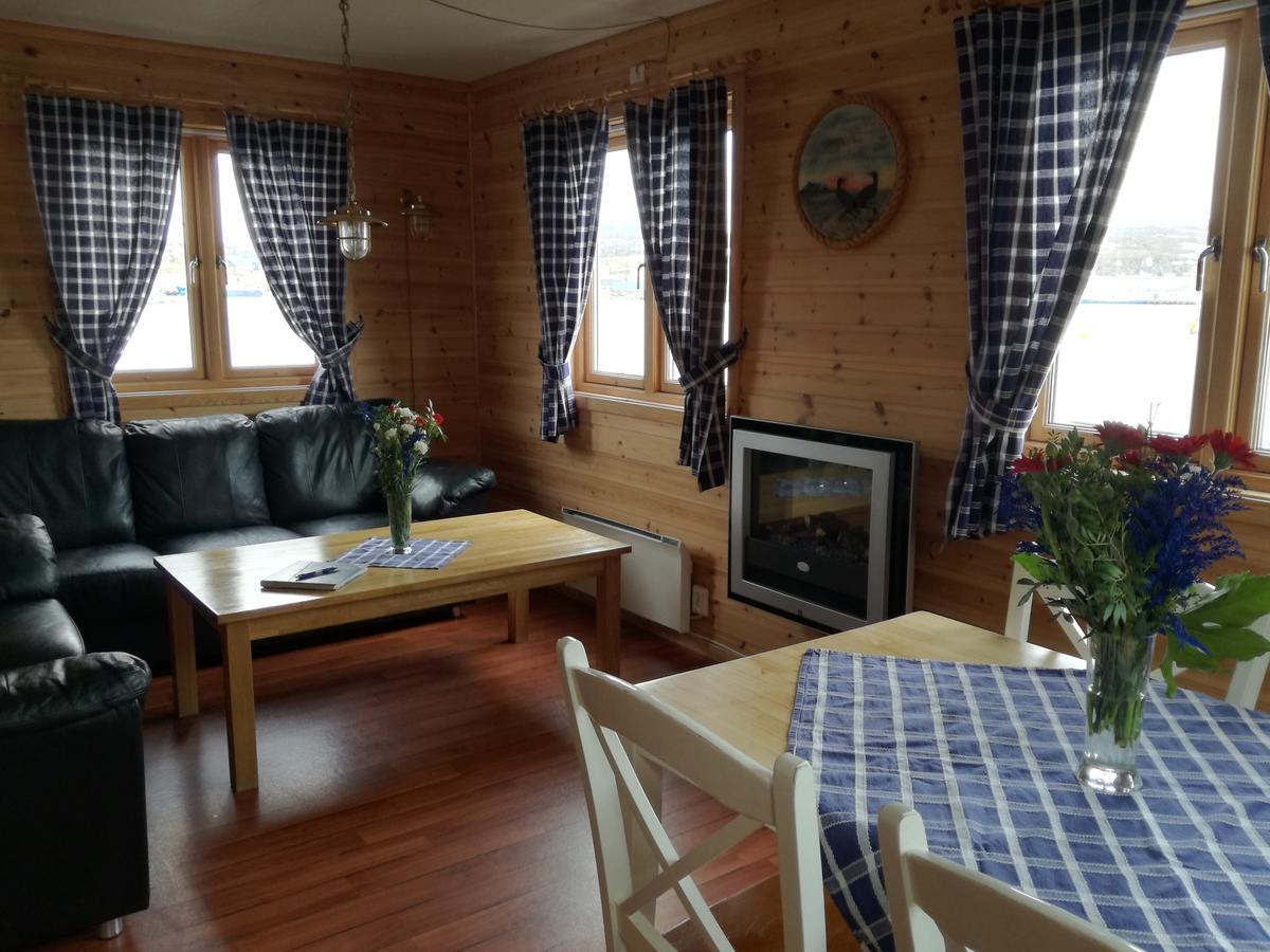 Adventure Camp Mehamn Hotel Екстериор снимка